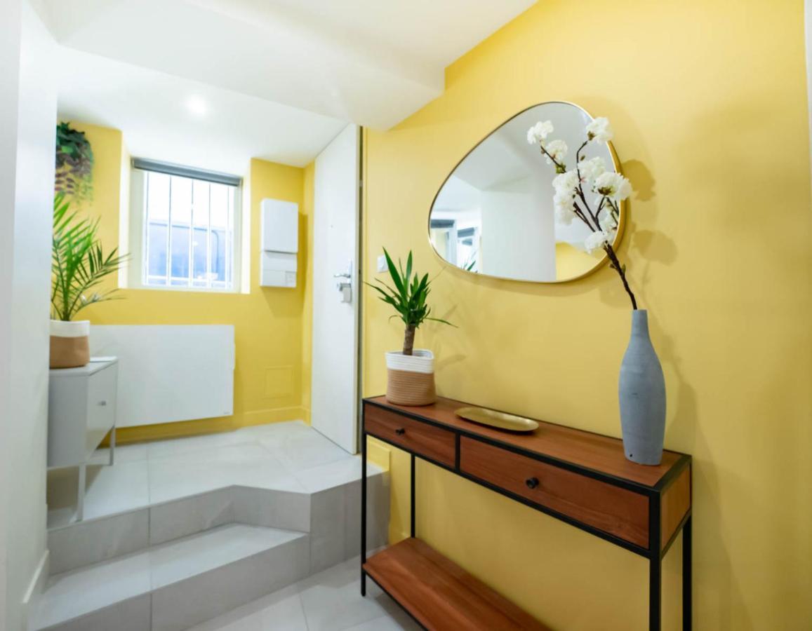 Le Petit Olivier En Coeur De Ville + Parking Incl. มงต์เปอลิเยร์ ภายนอก รูปภาพ
