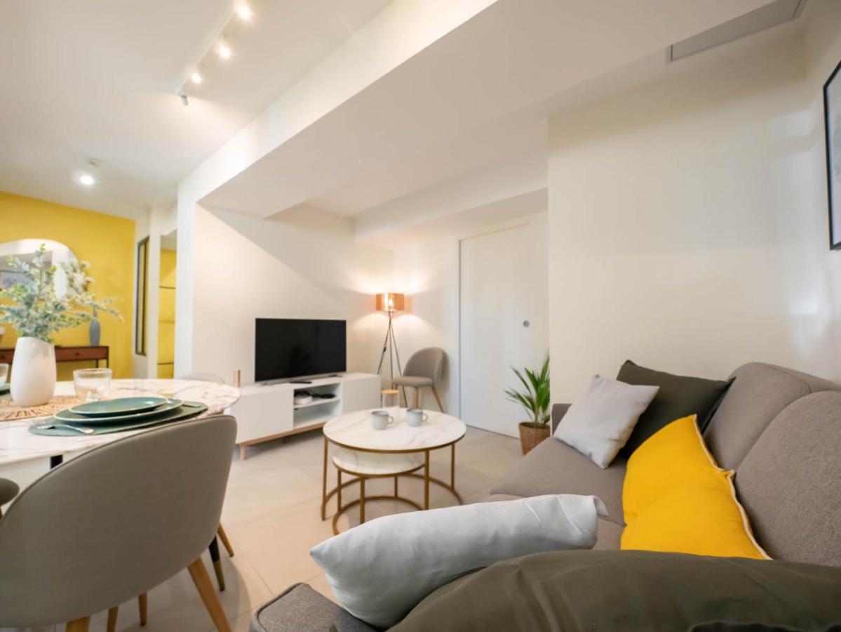 Le Petit Olivier En Coeur De Ville + Parking Incl. มงต์เปอลิเยร์ ภายนอก รูปภาพ